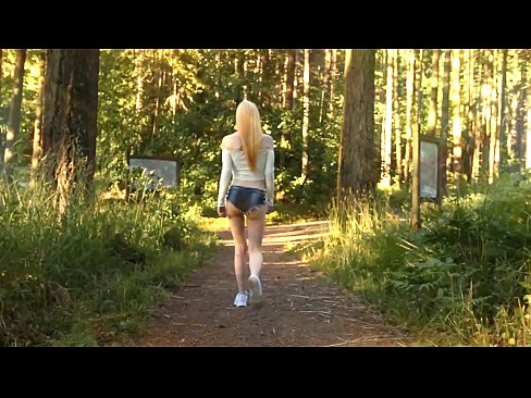 ❤️ Vakker kvinne beveger seg sakte, ikke nakenvideo ❤️ Porno på porno no.xinwen1288.top
